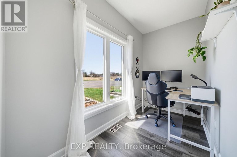 29650528/451-lancaster-lane/winchester/north-dundas/ontario/K0C2K0_23