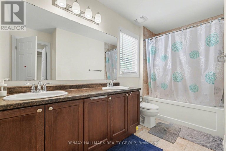 29660379/217-bensinger-way/stittsville-north/ottawa/ontario/K2S0P1_15