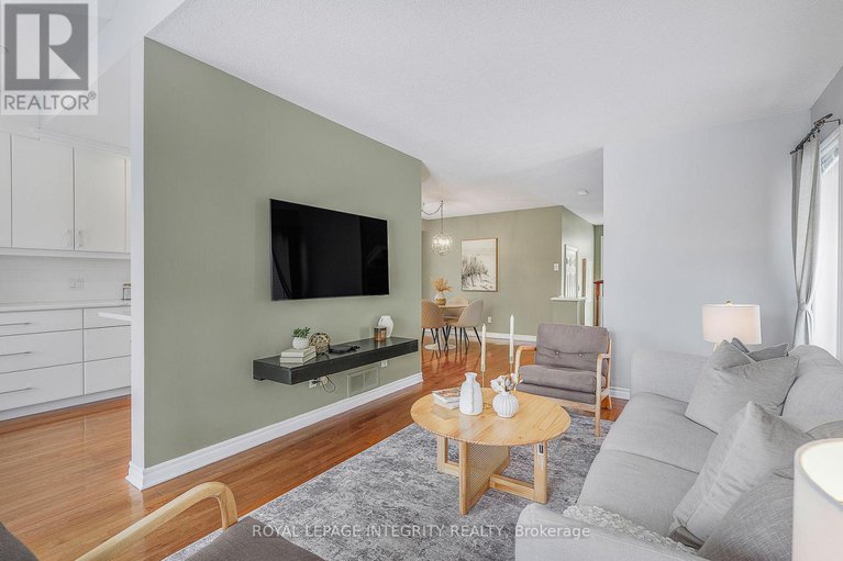 29378274/1033-markwick-crescent/notting-hillsummerside/ottawa/ontario/K4A4X5_12