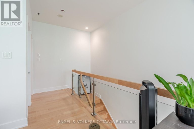 29605775/202-197-lisgar-street/ottawa-centre/ottawa/ontario/K2P0C3_19