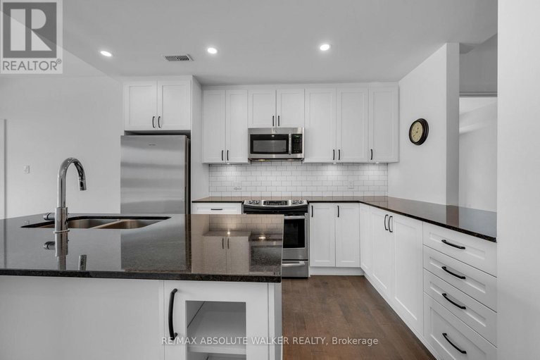 29419631/101-305-elizabeth-cosgrove-private/mer-bleuebradley-estatesanderson-park/ottawa/ontario/K1W0K6_5