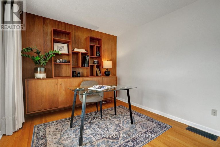 28836979/29-qualicum-street/bruce-farmgraham-parkqualicumbellands/ottawa/ontario/K2H7H1_26