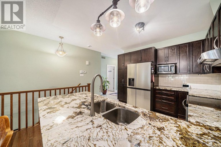 29092516/129-tradewinds-crescent/north-grenville-twp-kemptville-south/north-grenville/ontario/K0G1J0_12