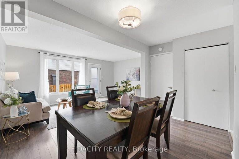 29621075/31-16-glencoe-street/arlington-woods/ottawa/ontario/K2H8S6_10