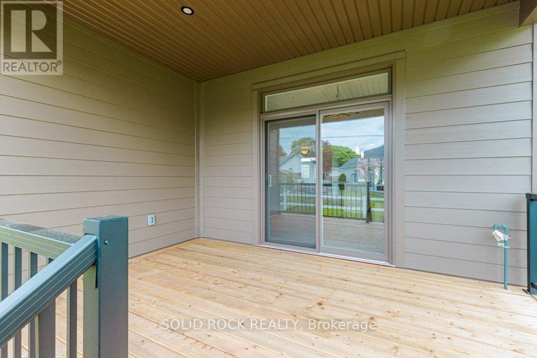 28351753/30-lakeview-drive/iroquois/south-dundas/ontario/K0E1K0_40
