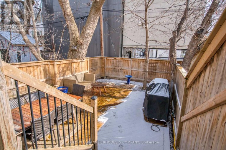 29579172/103a-stirling-avenue/hintonburg/ottawa/ontario/K1Y1P9_49