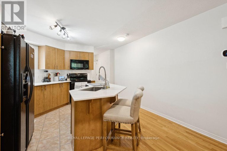 28620817/19-90-steele-park-private/cyrville/ottawa/ontario/K1J0J2_13