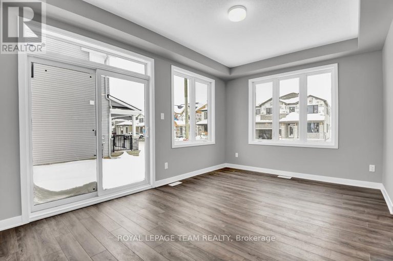 28382398/165-yearling-circle/goulbourn-twp-from-franktown-rdsouth-to-rideau/ottawa/ontario/K0A2Z0_6