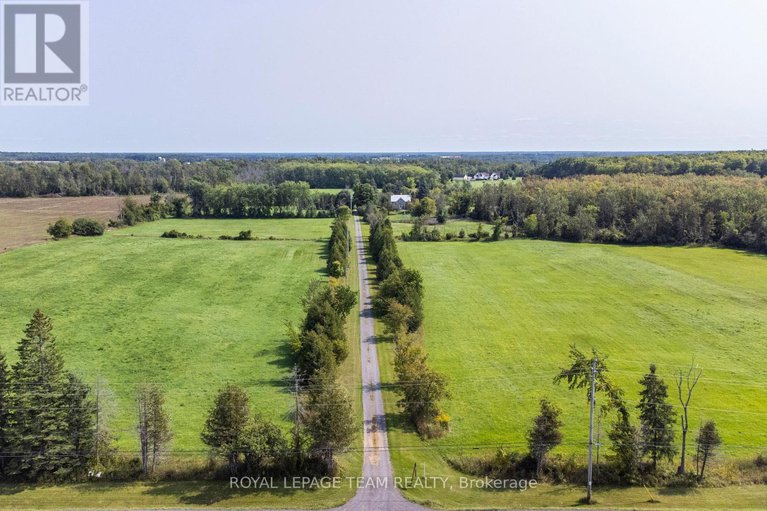 28658646/8202-flewellyn-road/remainder-of-stittsville-area/ottawa/ontario/K0A1B0_28