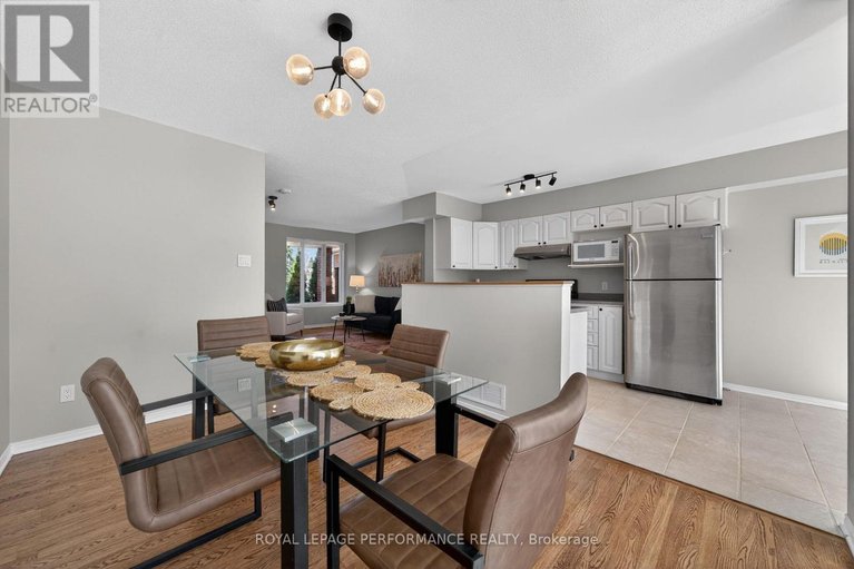 29662790/3835-crowsnest-avenue/quinterra/ottawa/ontario/K1V1K4_11