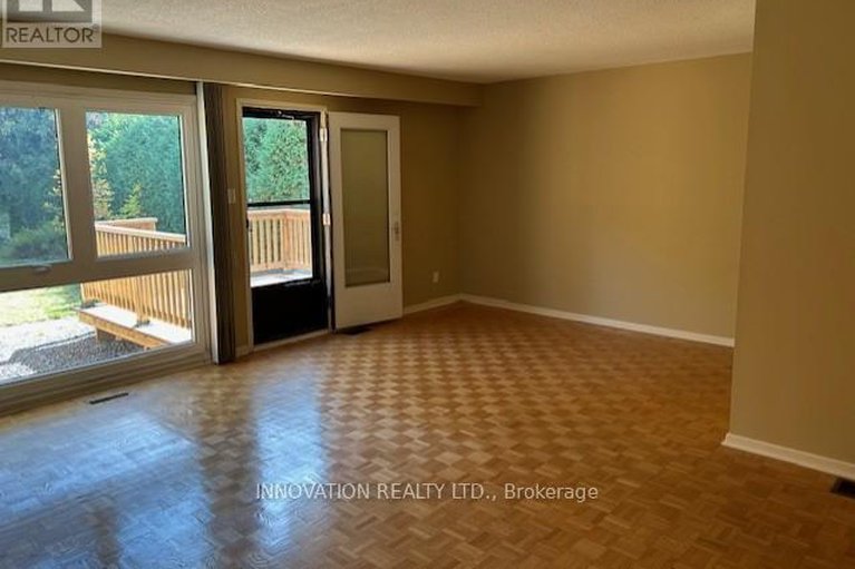 28916025/85-penfield-drive/beaverbrook/ottawa/ontario/K2K1L9_3