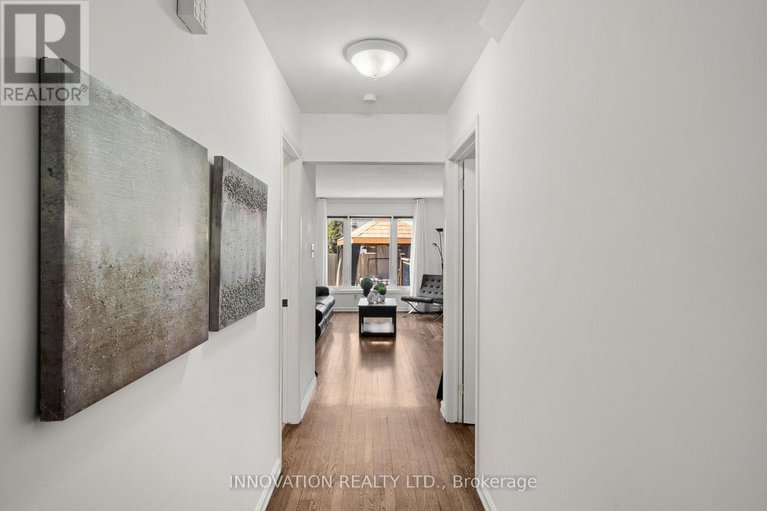 29591600/2056-wildflower-drive/queenswood-heights-south/ottawa/ontario/K1E3R3_7