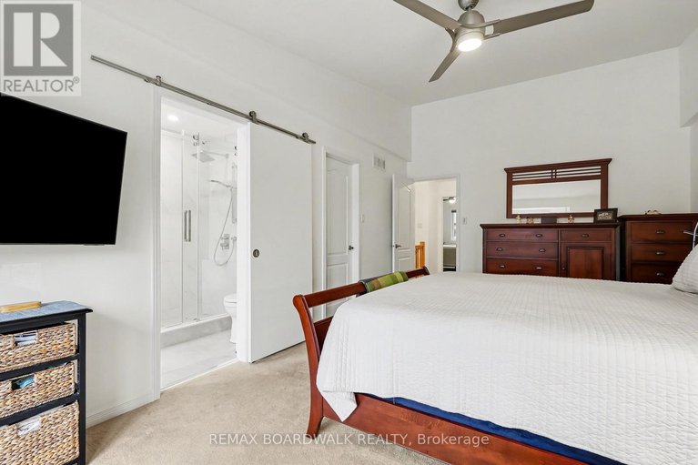 29619269/295-meilleur-private/vanier/ottawa/ontario/K1L0A2_20