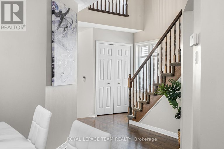 28616920/207-portrush-avenue/longfields/ottawa/ontario/K2J5J6_7