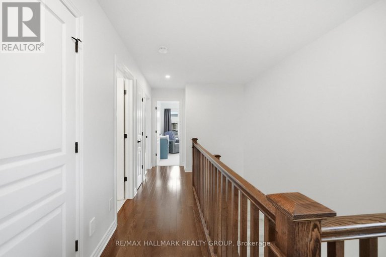 29091060/314-melodie-street/mer-bleuebradley-estatesanderson-park/ottawa/ontario/K1W0H9_24