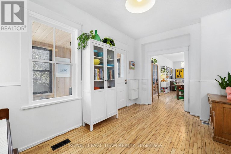 29645613/45-springfield-road/lindenlea/ottawa/ontario/K1M1C8_7