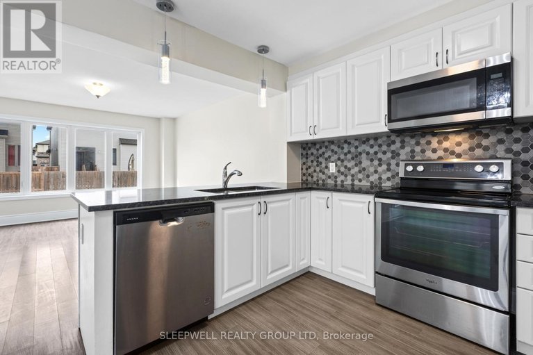 29454147/320-lipizzaner-street/stittsville-south/ottawa/ontario/K2S0X9_9