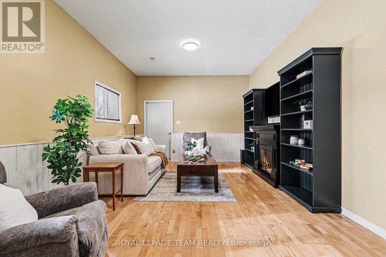 29445577/30-colonel-drive/north-grenville-twp-kemptville-south/north-grenville/ontario/K0G1J0_42