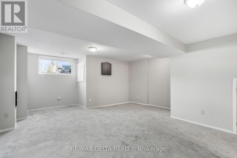 28227757/1822-loranger-court/chapel-hill/ottawa/ontario/K1C7H6_26