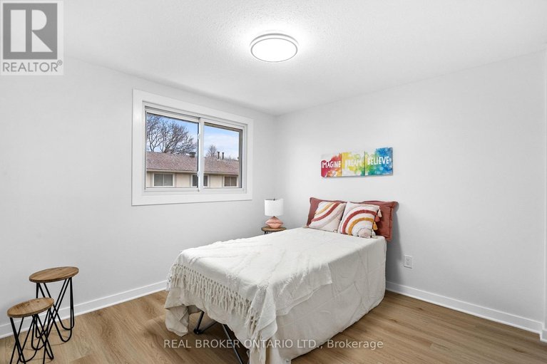 29575712/c-477-moodie-drive/arbeatha-park/ottawa/ontario/K2H8T7_26