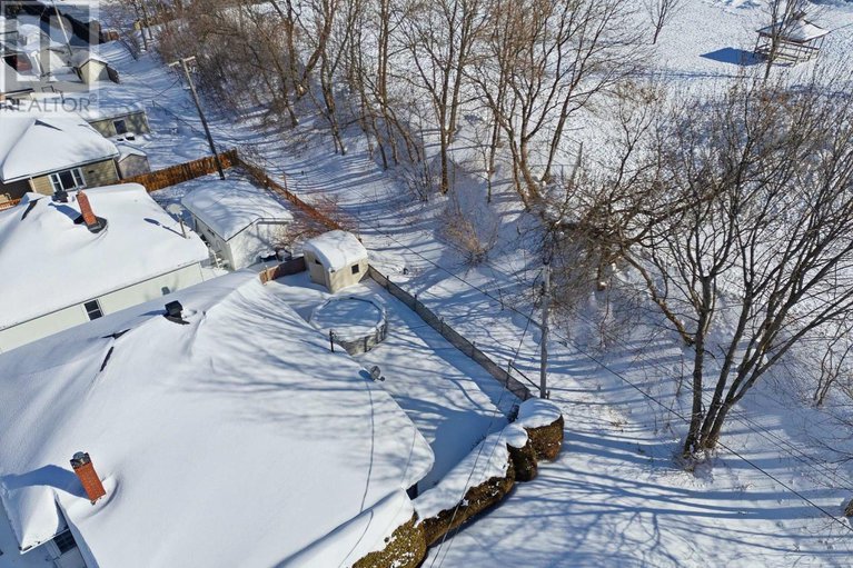 29373257/5811-highway-34-road/vankleek-hill/champlain/ontario/K0B1R0_27