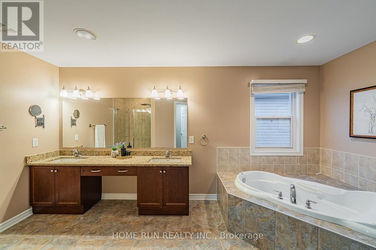 29474998/405-tartaruga-lane/cedargrovefraserdale/ottawa/ontario/K2J0C9_36