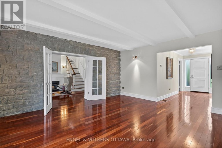 28738761/233-strathburn-street/almonte/mississippi-mills/ontario/K0A1A0_19