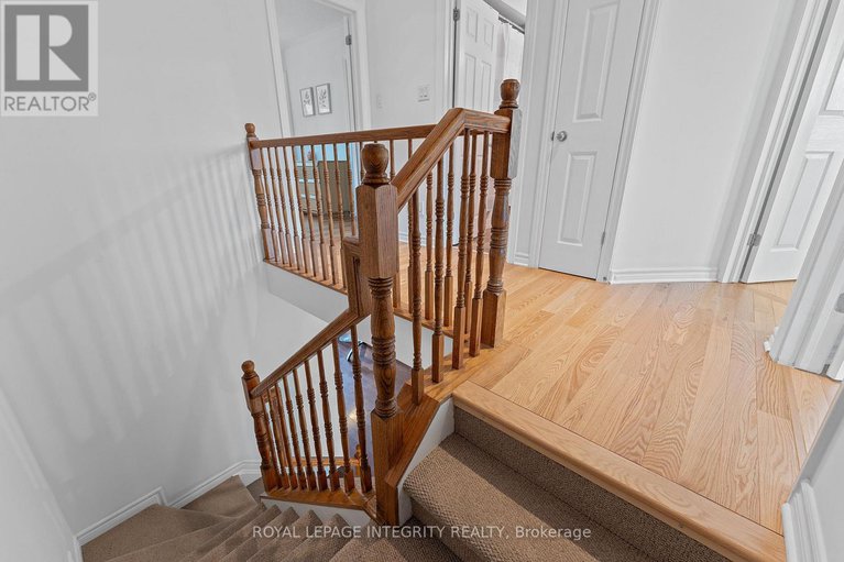 28700668/258-catamount-court/emerald-meadowstrailwest/ottawa/ontario/K2M0A9_13