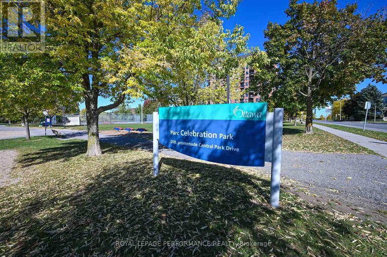 28998984/42-yorkville-street/central-park/ottawa/ontario/K2C4B5_33