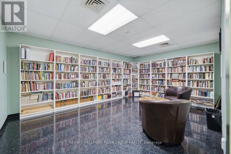 28279882/309-900-dynes-road/carleton-square/ottawa/ontario/K2C3L6_16