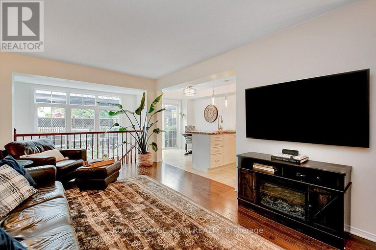 28608352/109-goldwood-private/stonebridge/ottawa/ontario/K2J0P4_11