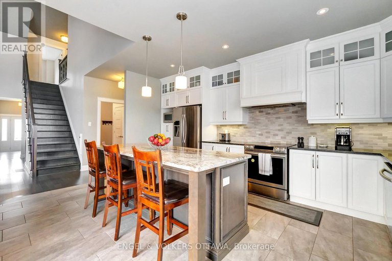 28893468/304-colmar-street/embrun/russell/ontario/K0A1W0_17