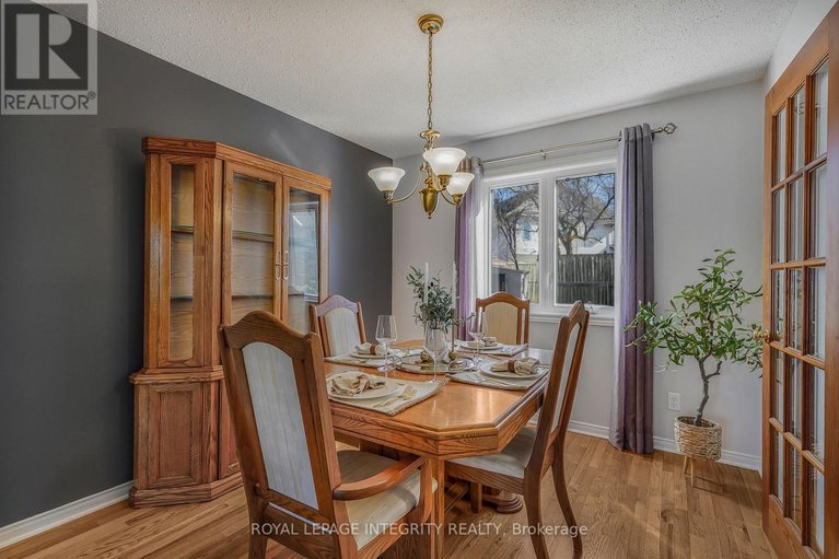 29666462/641-apollo-way/fallingbrookpineridge/ottawa/ontario/K4A1T5_9