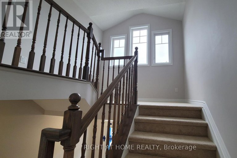 28714089/713-perseus-avenue/half-moon-bay/ottawa/ontario/K2J3V5_19