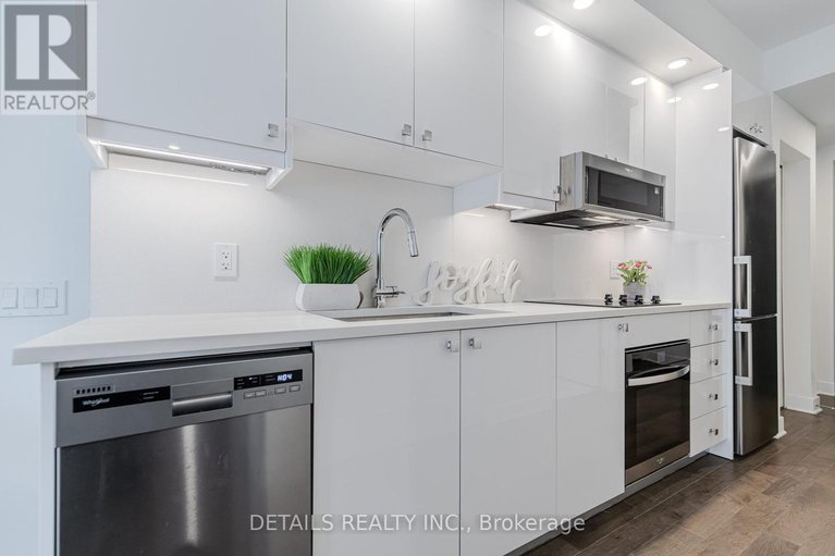 29411218/410-180-george-street/lower-townbyward-market/ottawa/ontario/K1N0G8_9