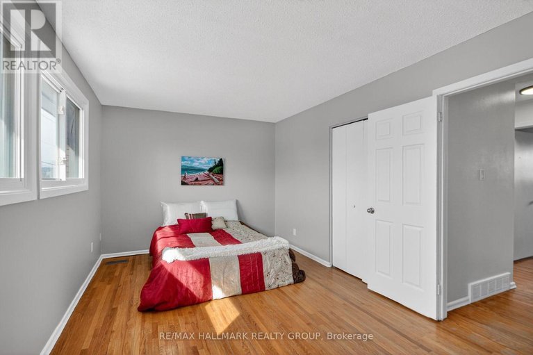 29464563/427-moodie-drive/bells-corners/ottawa/ontario/K2H8A5_19