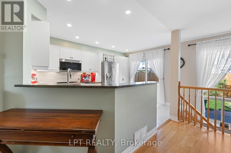 28989666/16-calaveras-avenue/longfields/ottawa/ontario/K2J4Z8_12