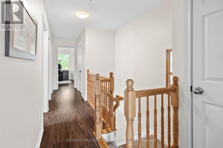 28457131/1340-guthrie-street/leslie-park/ottawa/ontario/K2H1G8_21
