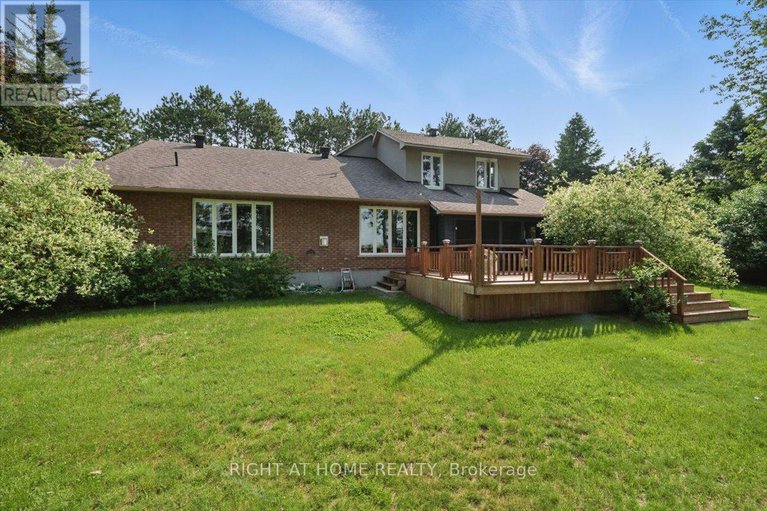 28420943/114-david-kennedy-drive/dunrobin-shores/ottawa/ontario/K0A1T0_35