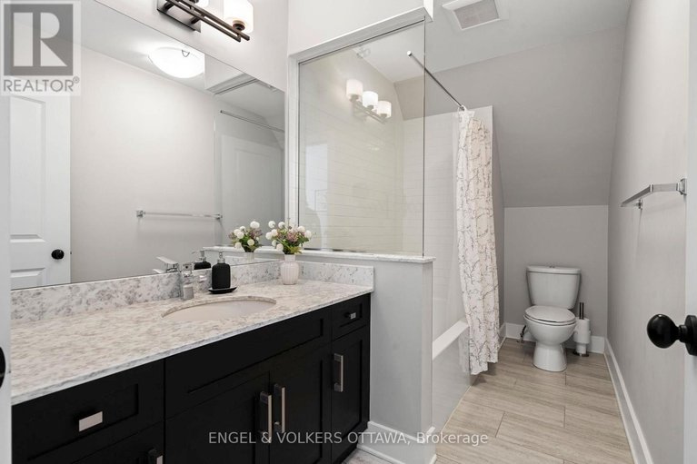 29371554/293-sherwood-drive/civic-hospital/ottawa/ontario/K1Y3W5_25