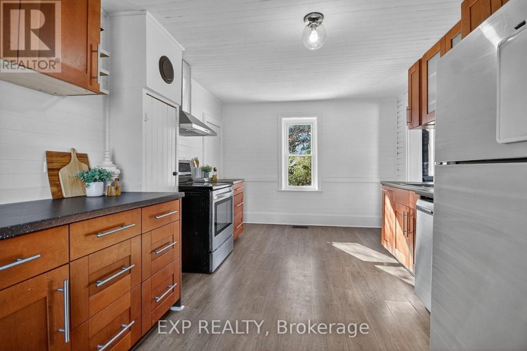 29046409/95-main-street-e/almonte/mississippi-mills/ontario/K0A1A0_24