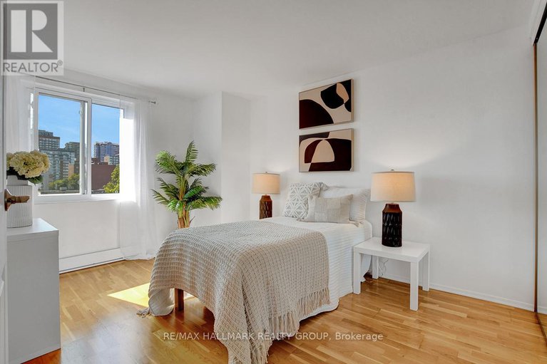 28859548/504-222-guigues-avenue/lower-townbyward-market/ottawa/ontario/K1N5J2_23
