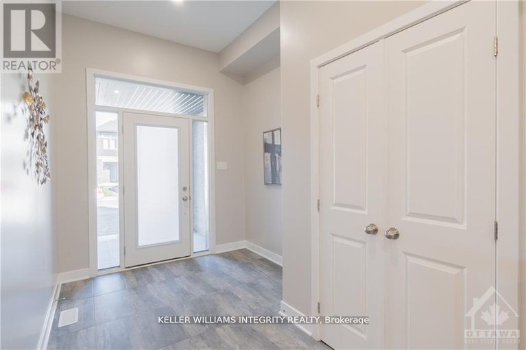 28435838/551-triangle-street/emerald-meadowstrailwest/ottawa/ontario/K2V0M5_2
