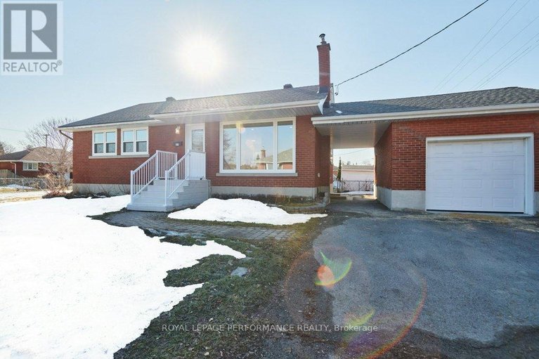 29470897/624-clarke-avenue/castle-heightsrideau-high/ottawa/ontario/K1K0Y7_3