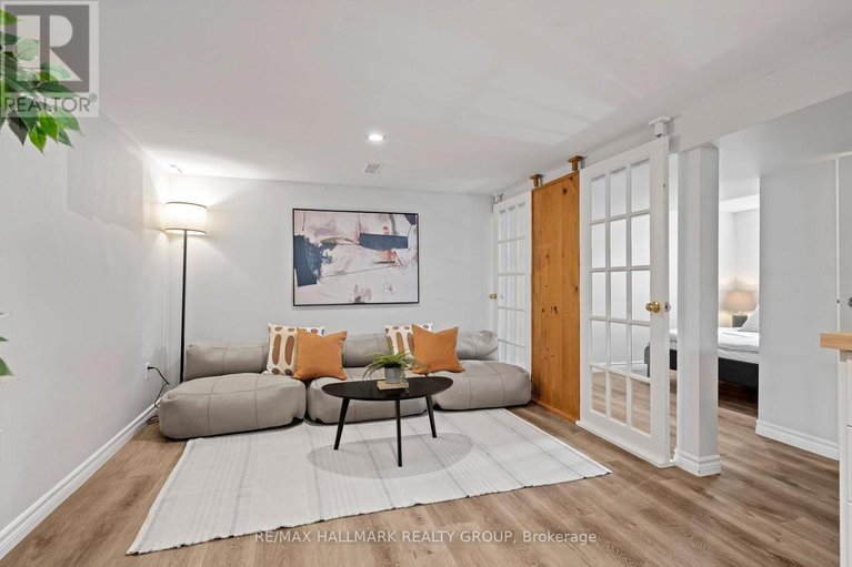 29614829/924-fisher-avenue/carlington/ottawa/ontario/K1Z6P4_31