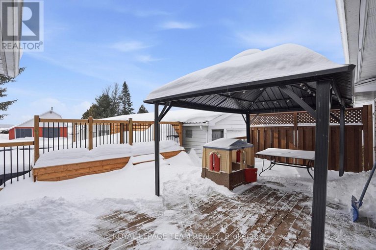 29354963/250-pattee-road/champlain-twp/champlain/ontario/K6A2R2_21