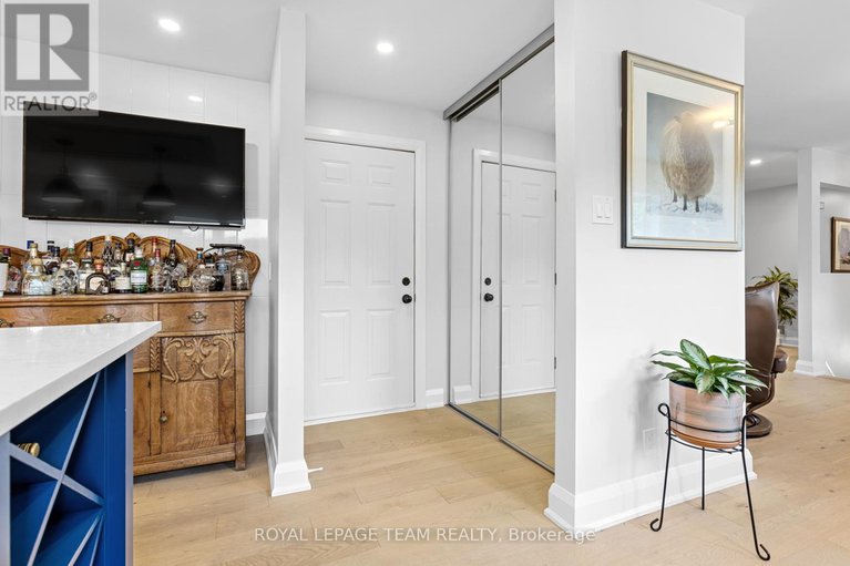 29043215/2248-wallingford-way/north-gower/ottawa/ontario/K0A2T0_13