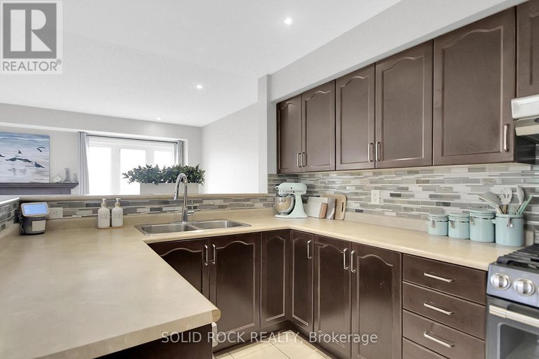 28823051/600-gazebo-street/riverside-southgloucester-glen/ottawa/ontario/K4M0B5_12