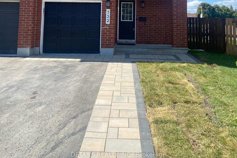 28895546/732-carmella-crescent/avalon-east/ottawa/ontario/K4A4V8_5