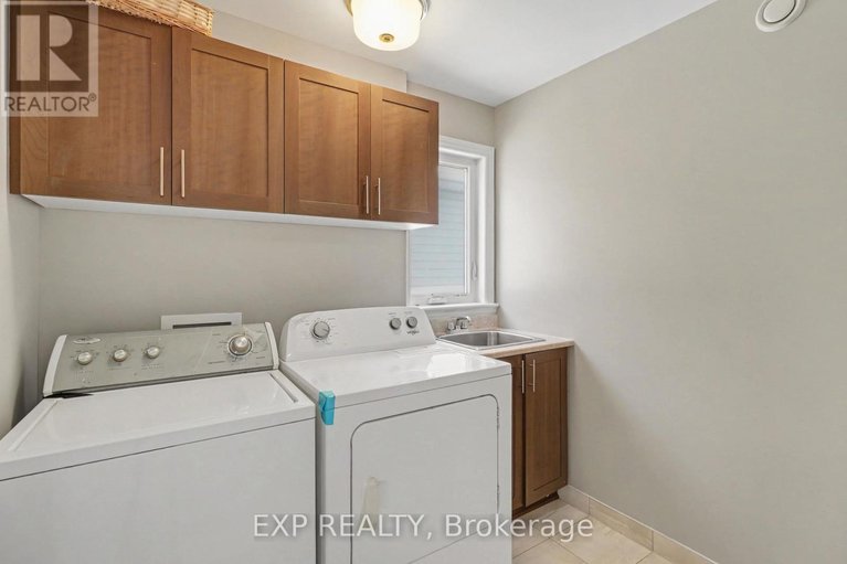 29452603/182-helen-rapp-way/blossom-parkkemp-parkfindlay-creek/ottawa/ontario/K1T0P6_29